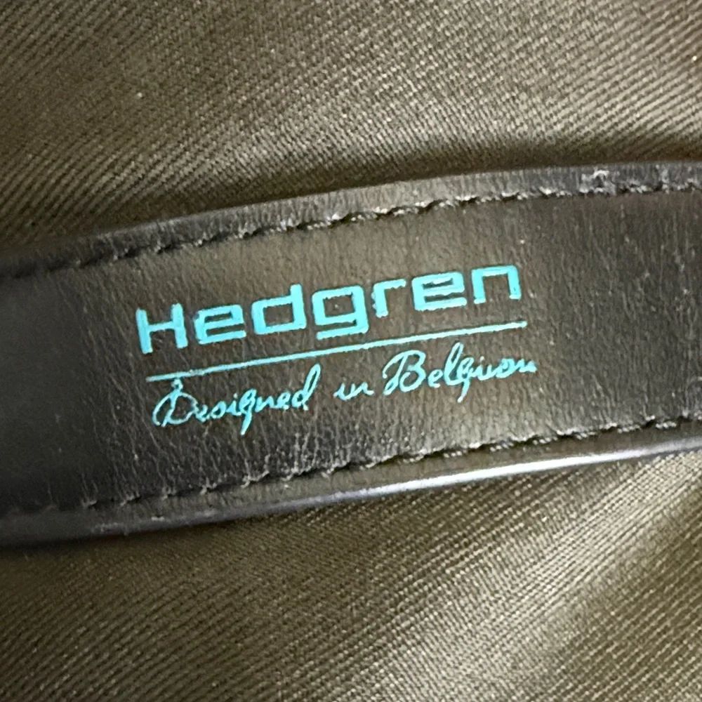 Stylish Black and Olive Hedgren Bag